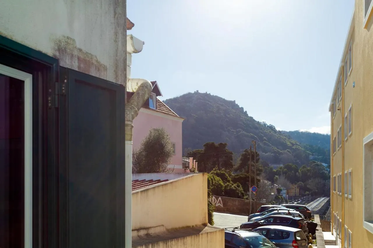 Nomad Dreams N.4 Sintra Apartment 0*,  Portugal